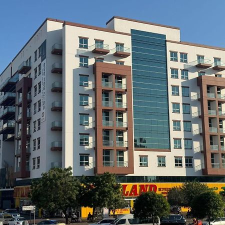 Backpackers Heaven ! 18 Beds In A 2 Bedroom Apartment In Front Of Union Metro Station Diera ดูไบ ภายนอก รูปภาพ