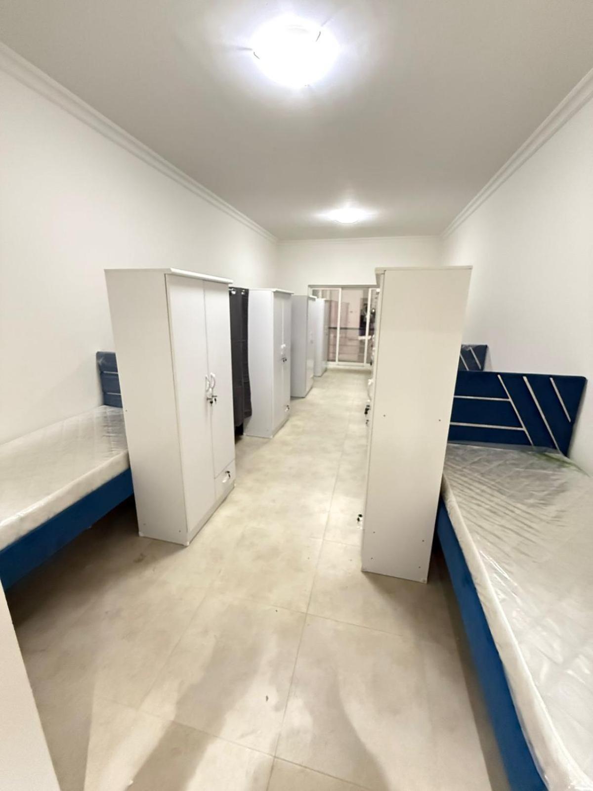 Backpackers Heaven ! 18 Beds In A 2 Bedroom Apartment In Front Of Union Metro Station Diera ดูไบ ภายนอก รูปภาพ